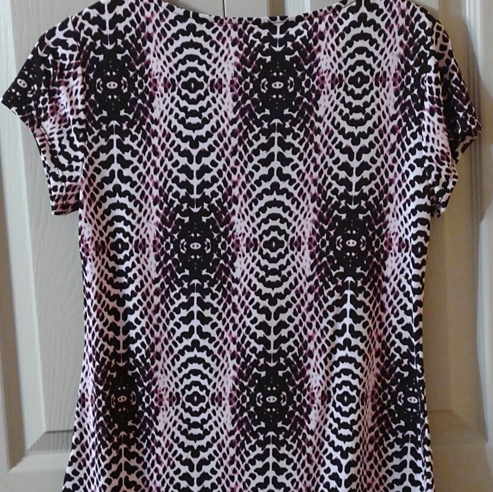 Worthington Women Petite P/m Purple Work Blouse Short Sleeve Business Apparel - Picture 4 of 5